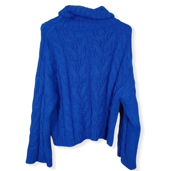 Sun + Moon Blue Turtleneck Cable Knit Sweater Size Large - Picture 2 of 9
